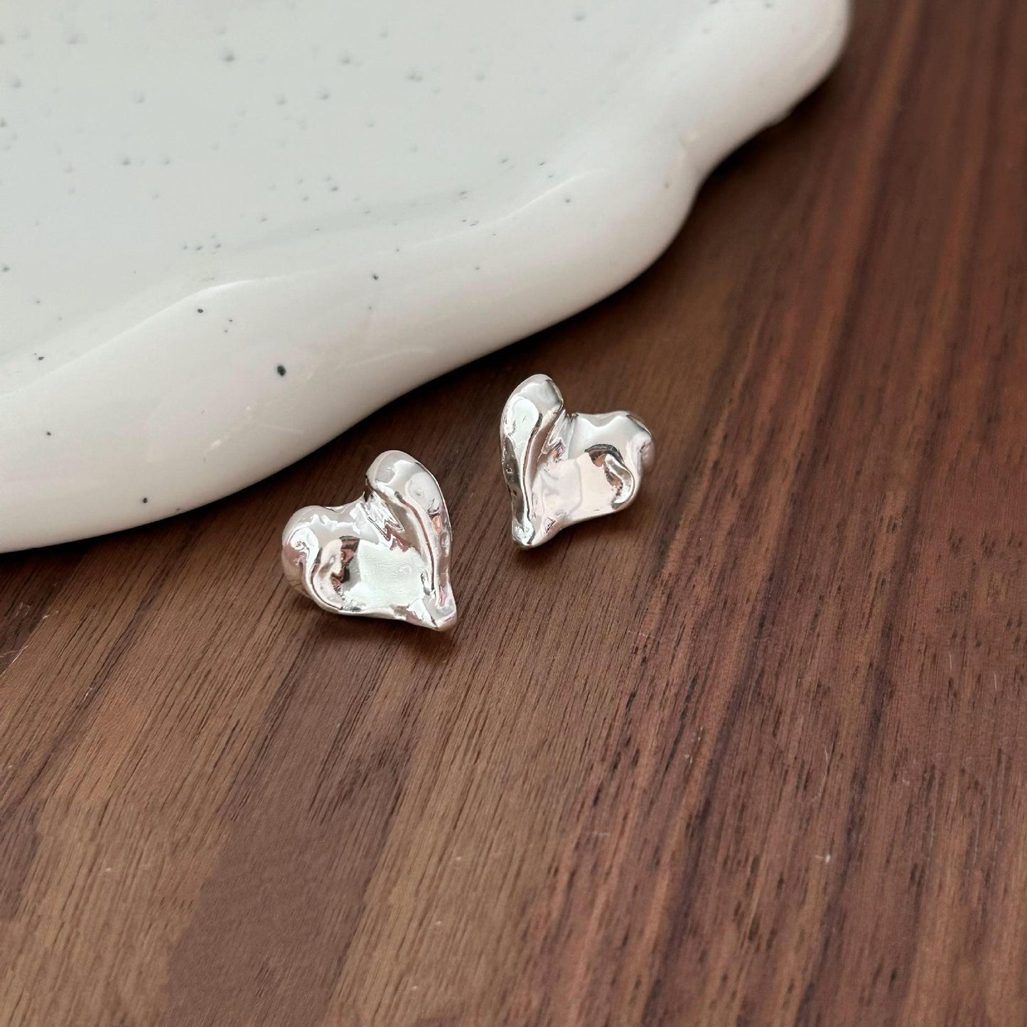 Minimalist Irregular Heart-Shaped 925 Sterling Silver Stud Earrings with Gold Plating, Sweet and Fresh Style