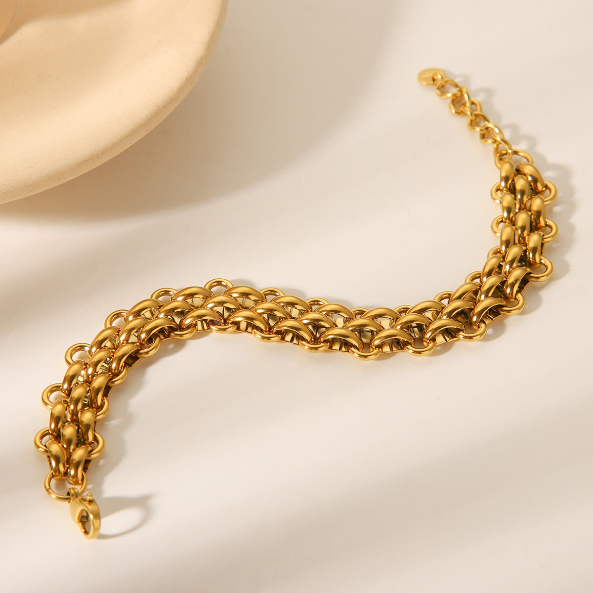 Fashionable Geometric Woven Bracelet for Women with Ring Buckle Design 18K Gold Plated Stainless Steel