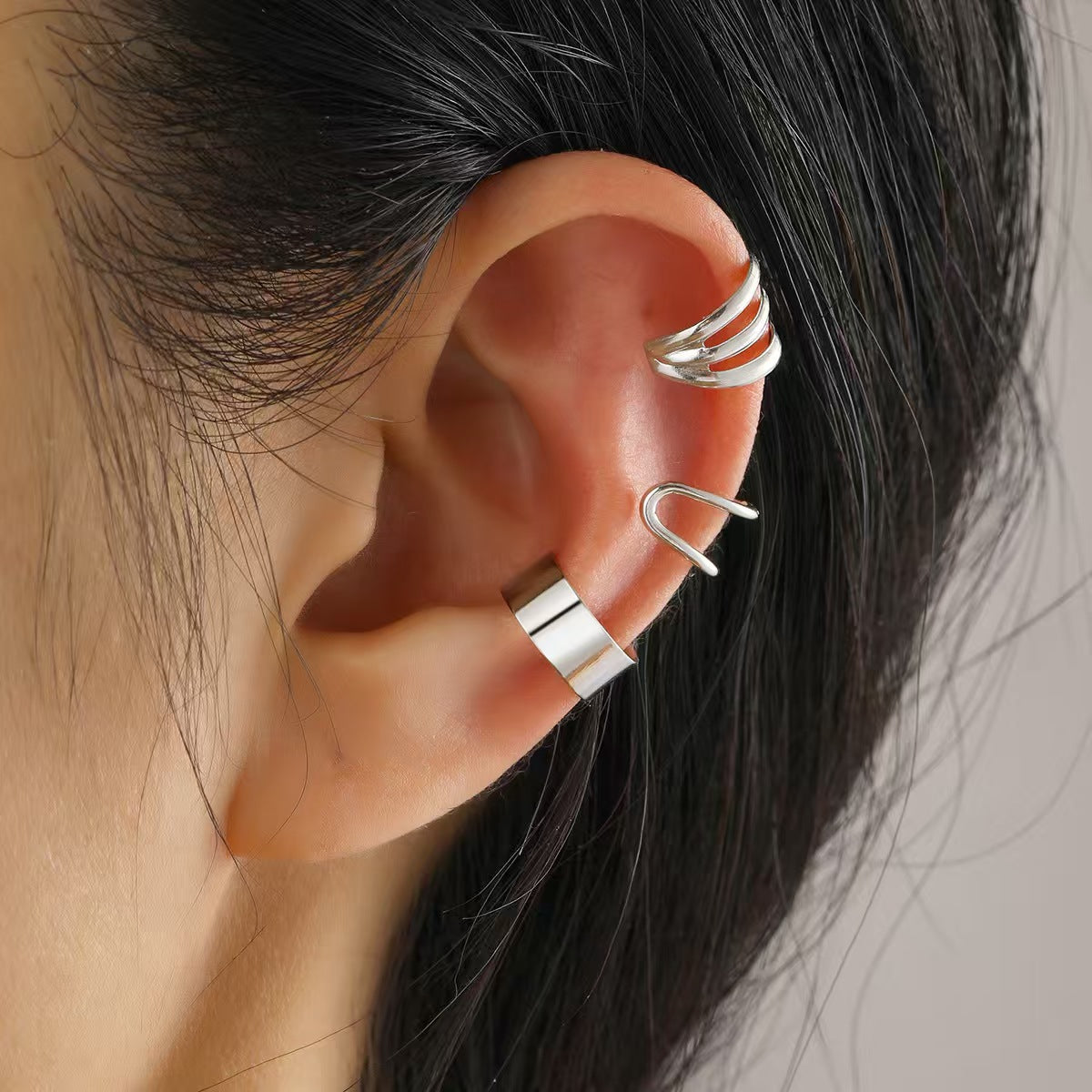 Conjunto de pendientes de clip de aleación con forma de hoja recortada en C vintage para mujer