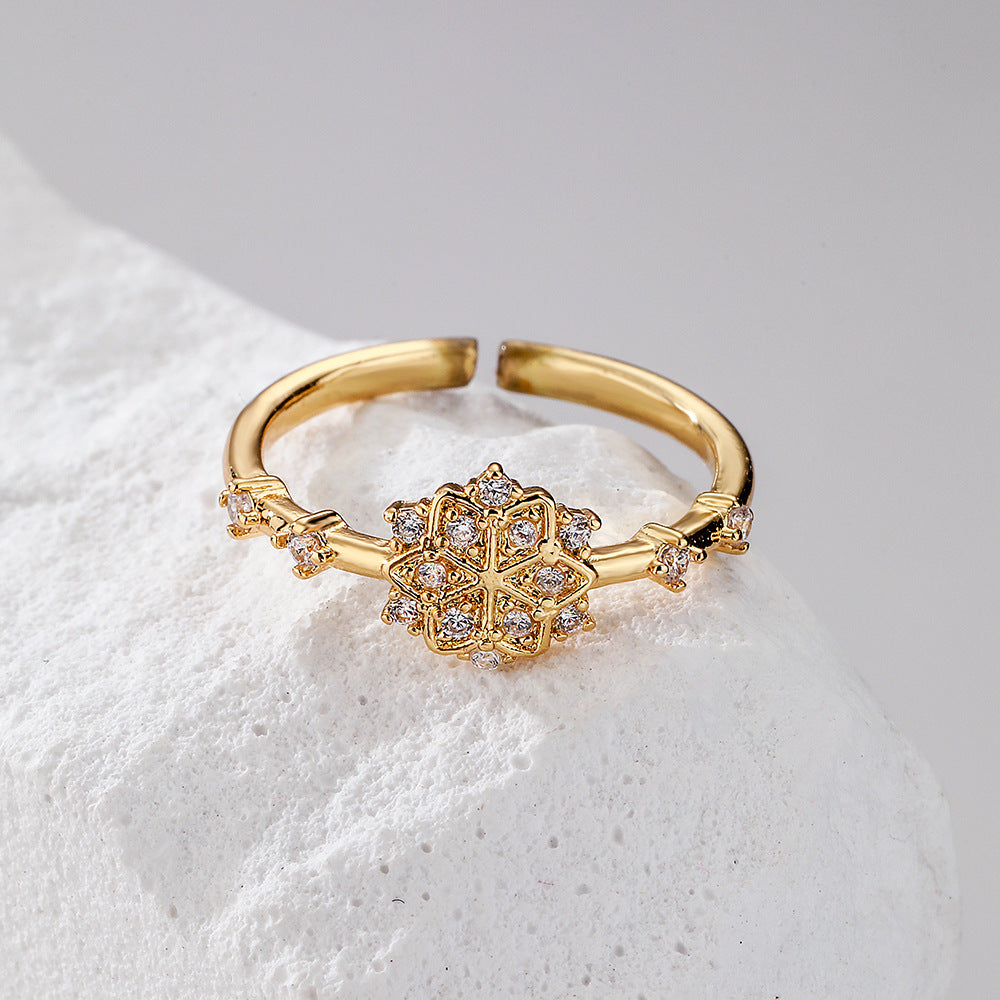 Minimalist Geometric Flower-Shaped Copper Ring with Real Gold Plating and Zircon Inlay for Women