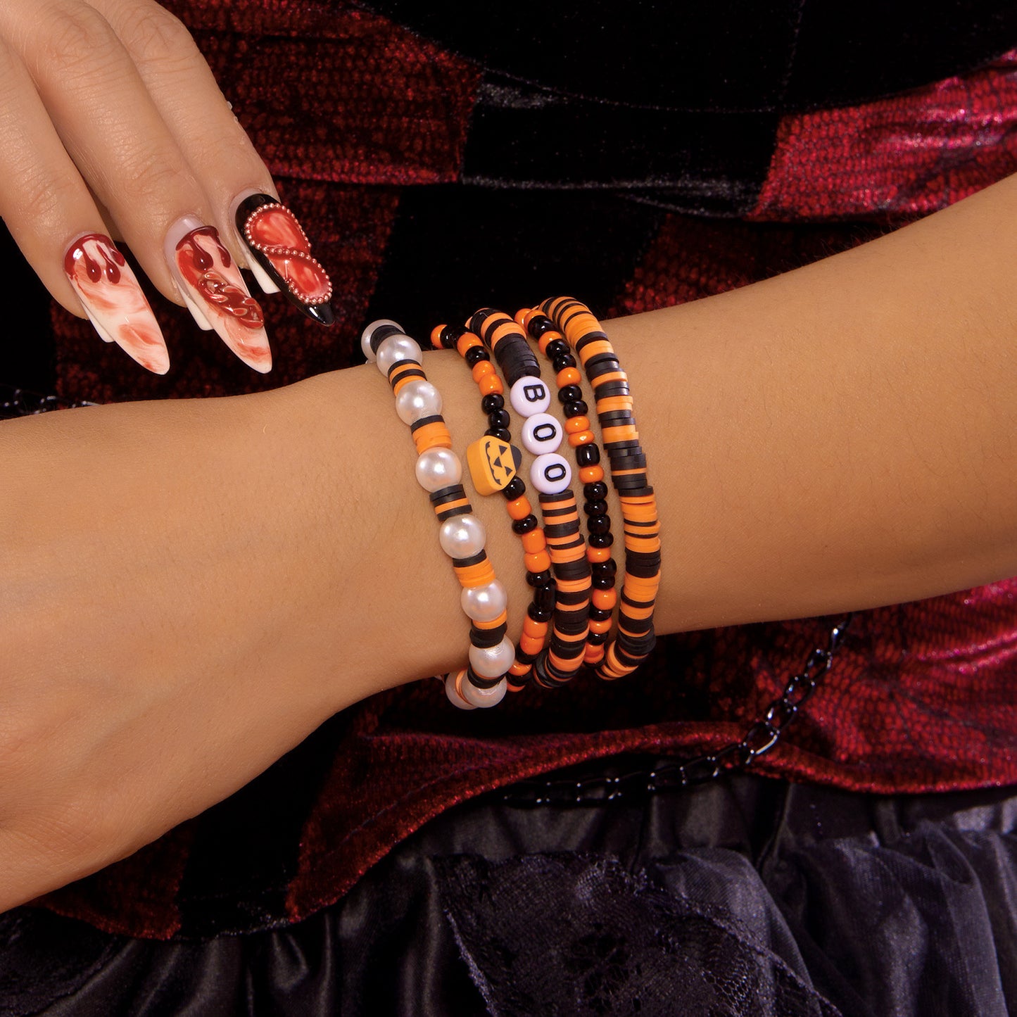 Juego de pulseras de murciélago fantasma de Halloween dulce-atrevido con abalorios de cristal de aleación para un accesorio de moda apilable
