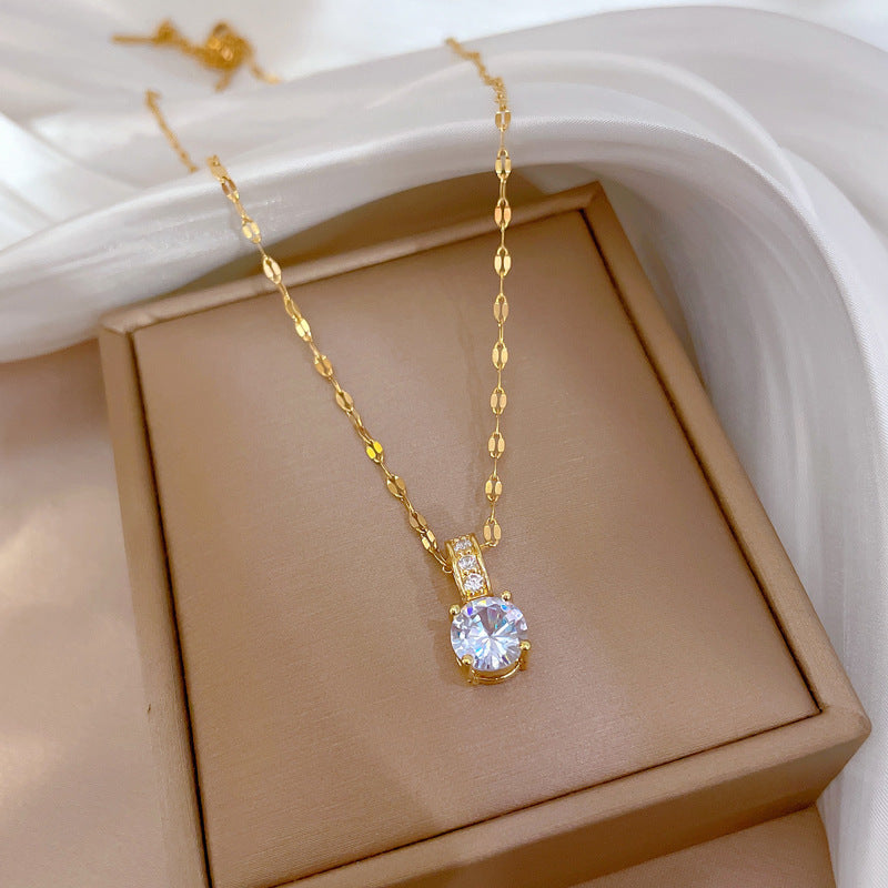 Four-Leaf Clover Rhinestone Pendant Necklace for Women Titanium Steel Irregular Chain Shell Locket Floral Style