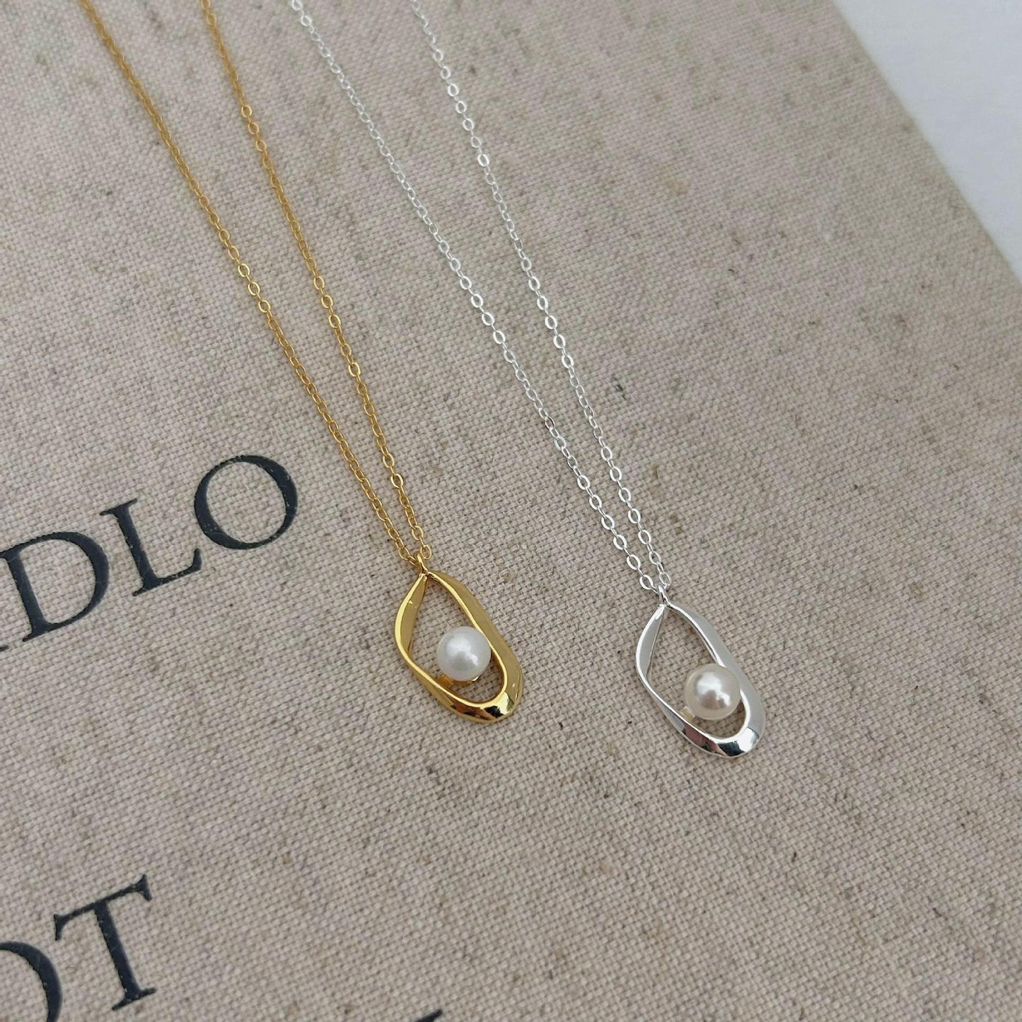 Irregular Geometric 925 Sterling Silver Gold Plated Pearl Necklace
