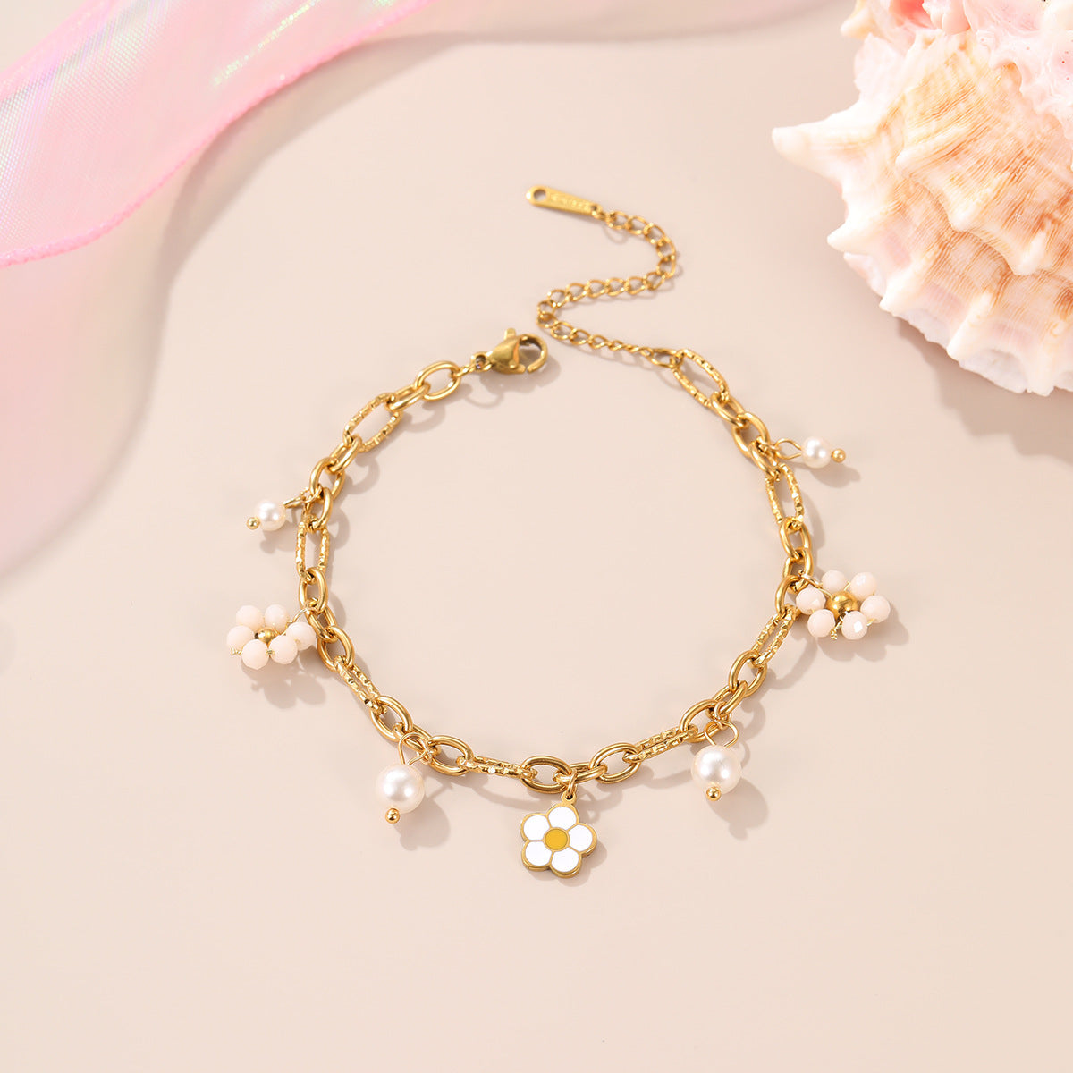 Fashionable Summer Ocean-Themed Titanium Steel Bracelet with Gold-Plated Flower Beads and Geometric Design for Women