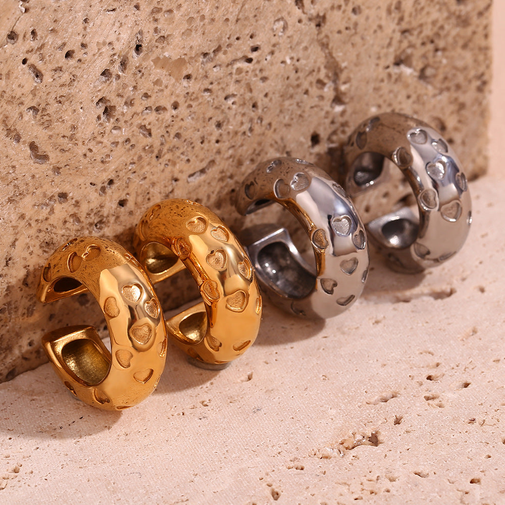 Orecchini a clip da donna in acciaio inossidabile placcato oro 18 carati a forma di cuore geometrico in stile vintage