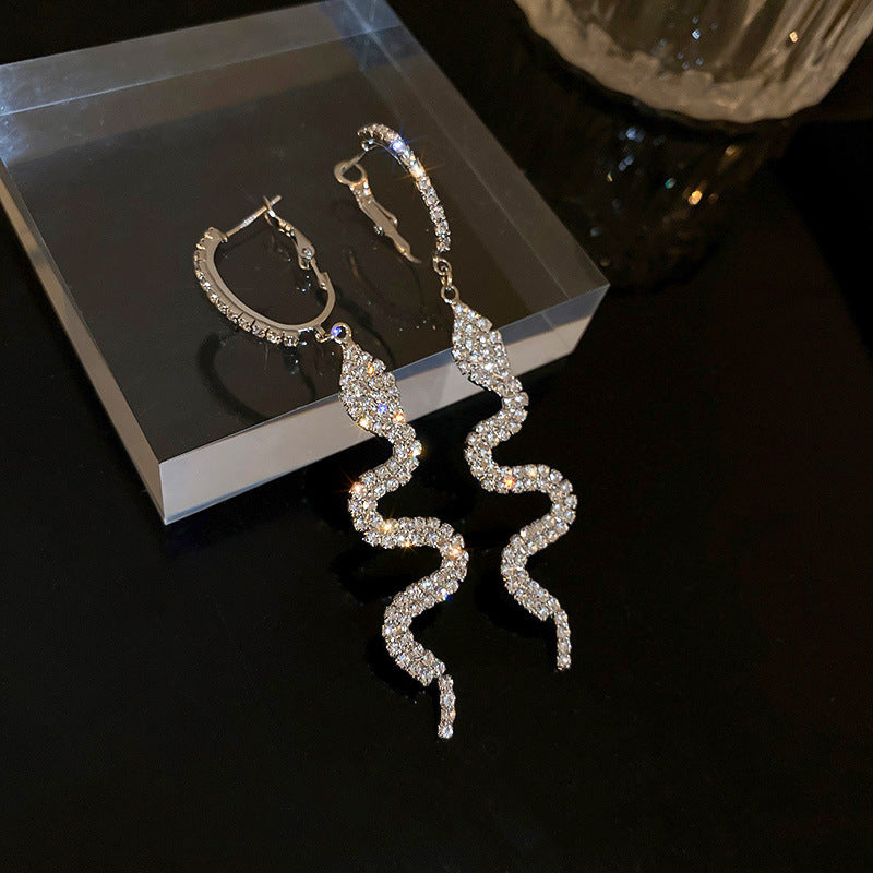 Eleganti Orecchini Pendenti Floreali con Perle e Strass in Argento 925, Stile Lusso Artigianale da Donna
