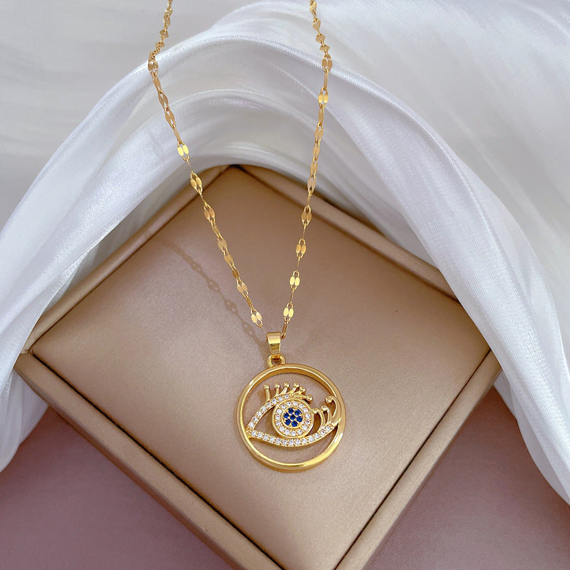 Elegant Eyelash Eye Geometric Pendant Necklace for Women in Titanium Steel with Micro-Pavé Gold Accents and Delicate Clavicle Chain