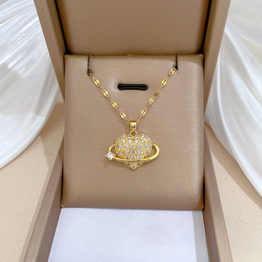 Collar minimalista de acero de titanio con forma de corazón y detalles de diamantes de imitación para mujeres y hombres, delicada cadena de clavícula con diseño de eslabones con temática de amor
