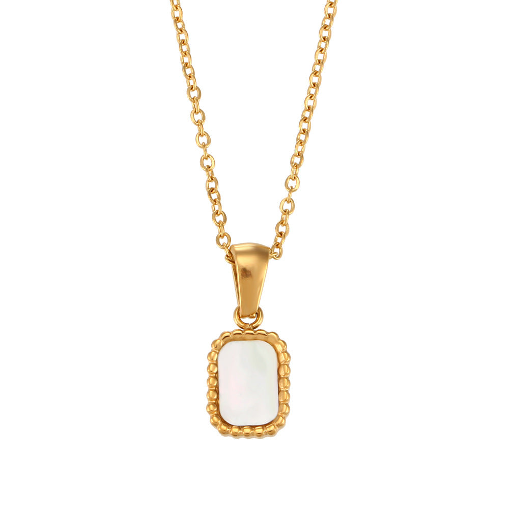 Collana Pendente Farfalla Minimalista alla Moda con Catena in Acciaio Inossidabile e Ciondoli a Cuore e Occhio di Allah in Acrilico