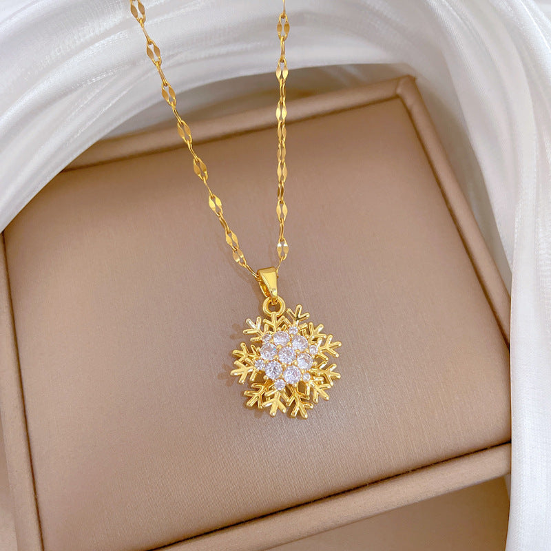 Sweet Minimalist Geometric Snowflake Rhinestone Pendant Necklace Titanium Steel Cable Chain for Unisex
