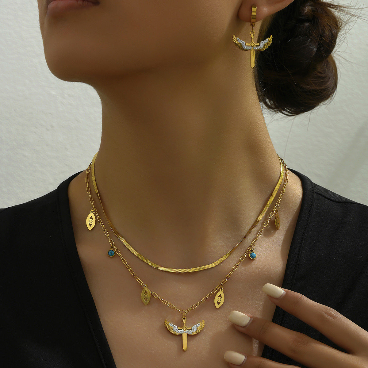 Collar minimalista de cobre con incrustaciones de turquesa en forma de ala para mujer con cadena de clavícula multicapa