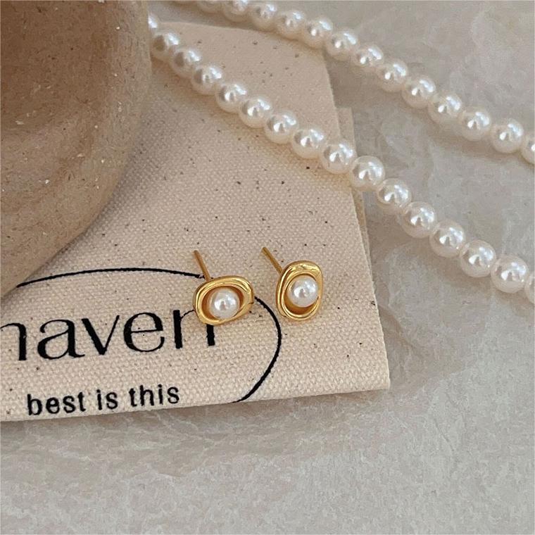 Orecchini a perno geometrici minimalisti in argento sterling 925 con perle placcate oro