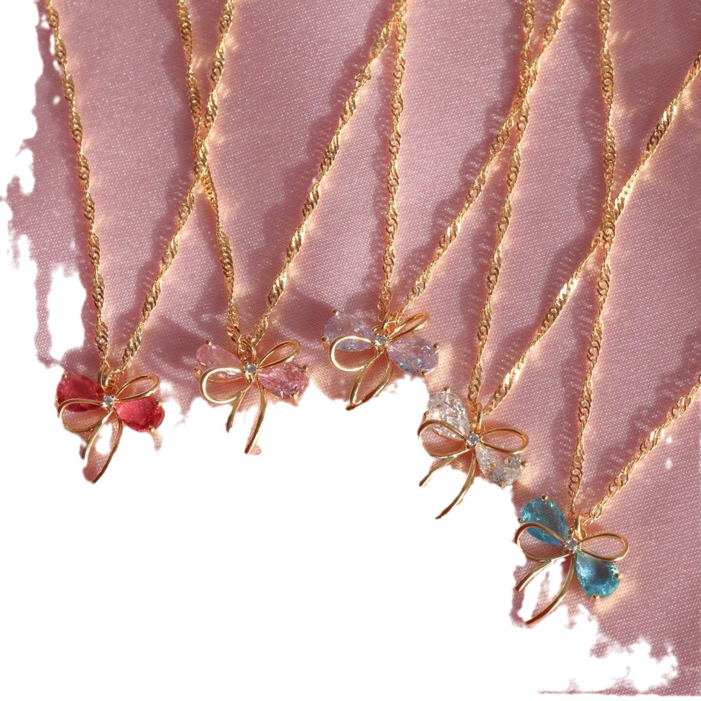 Collana Chic con Fiocco da Donna in Rame con Pendente in Argento Sterling 925, Finitura Galvanizzata, Delicata Catena a Clavicola in Stile Fresco e Dolce