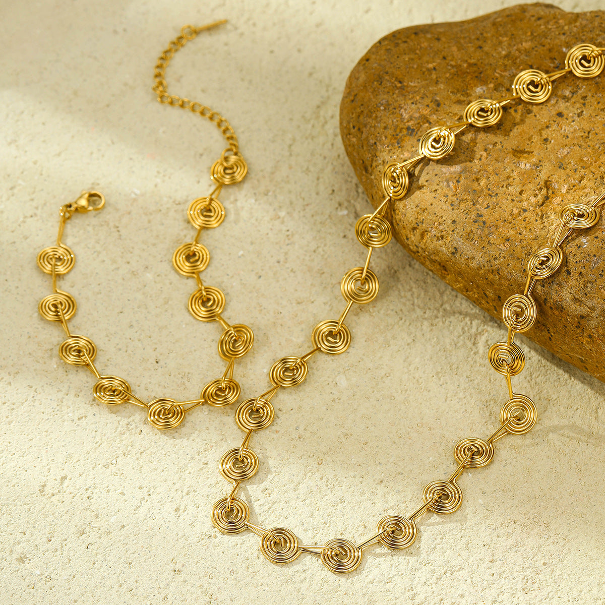 Collana a Spirale Geometrica in Acciaio Inossidabile con Finitura Placcata da Donna, Gioielli Minimalisti alla Moda da Ufficio