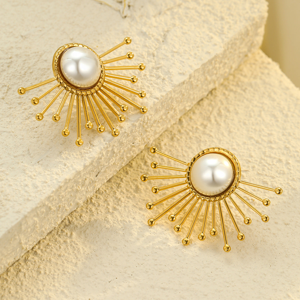 Orecchini in acciaio inossidabile a forma di girasole vintage con perle per donna