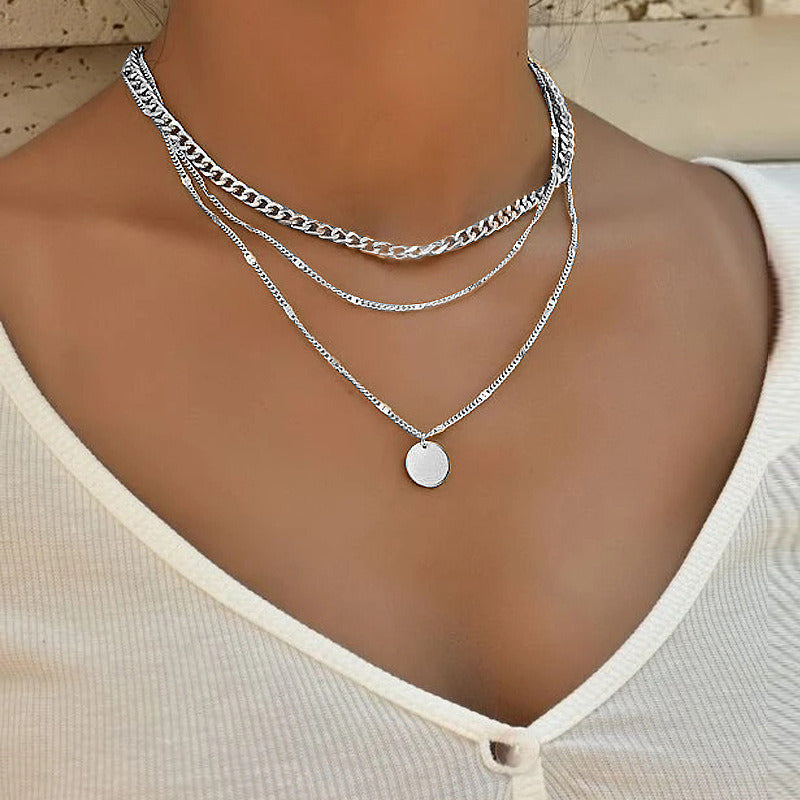 Collar con colgante de aleación redonda de varias capas y cadena singapur