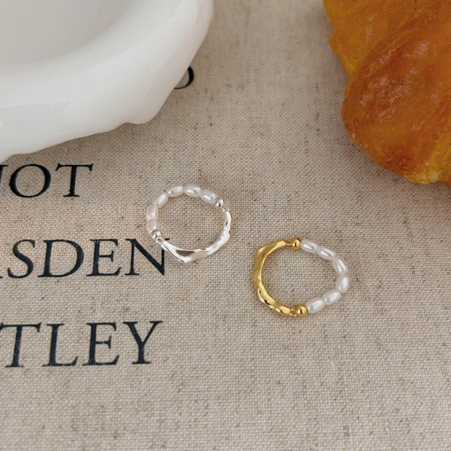 Anello da donna minimalista a forma di cuore in argento sterling 925 con accento geometrico