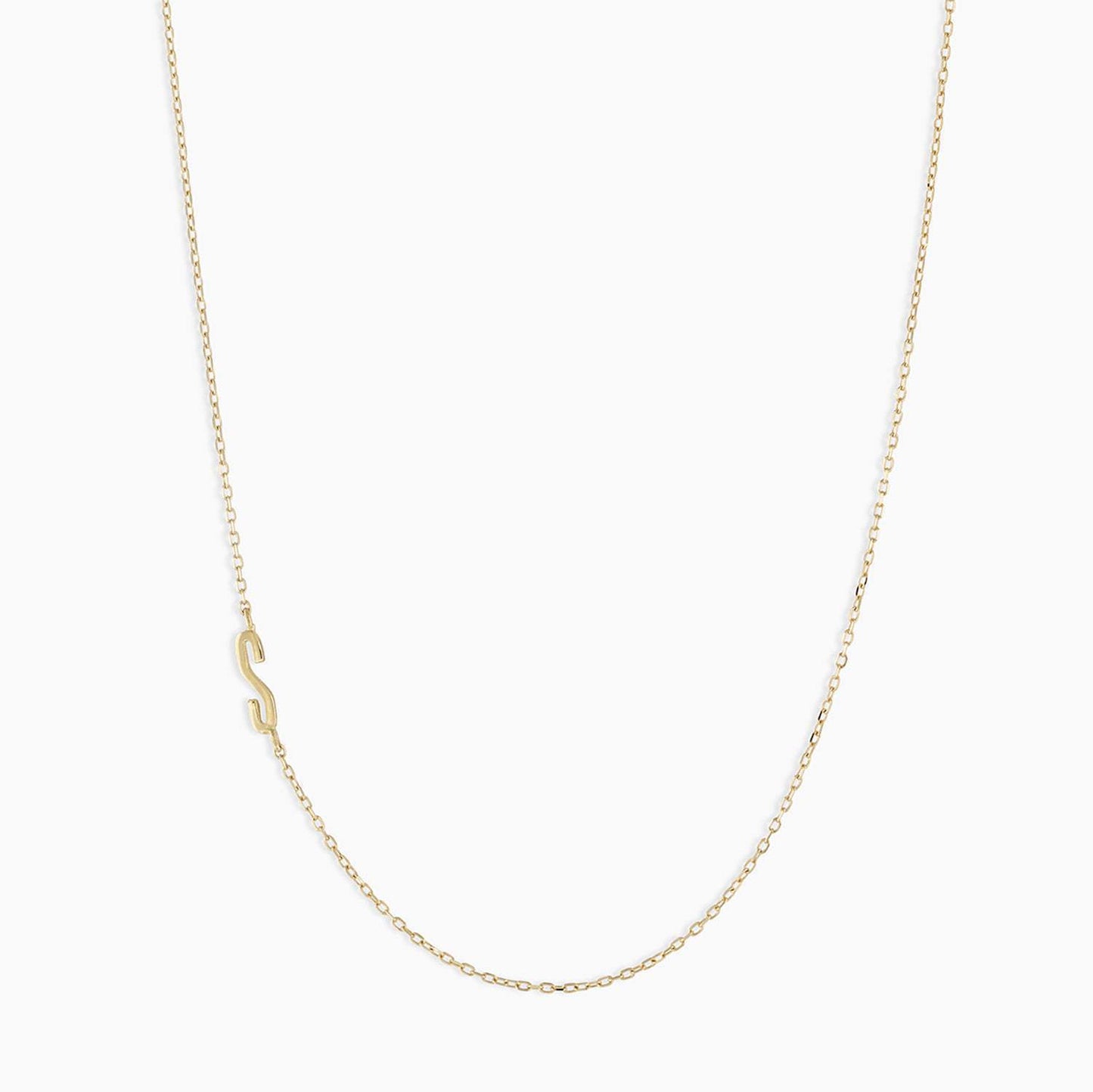Collana con ciondolo a lettera maiuscola minimalista in acciaio inossidabile da donna con catena a maglie e finitura placcata
