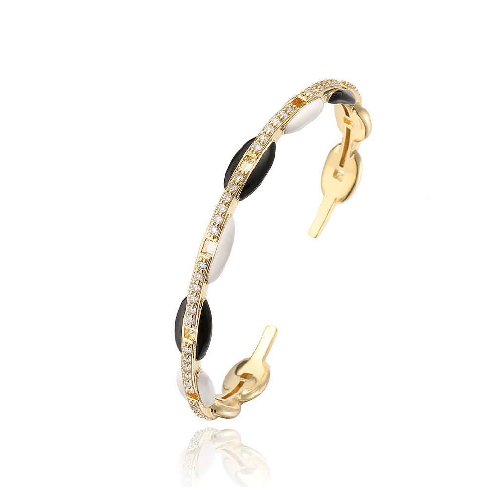 Ins Style Pig Nose Open Bangle Bracelet for Women in Copper with 18K Gold Plating and Colorful Enamel Zirconia