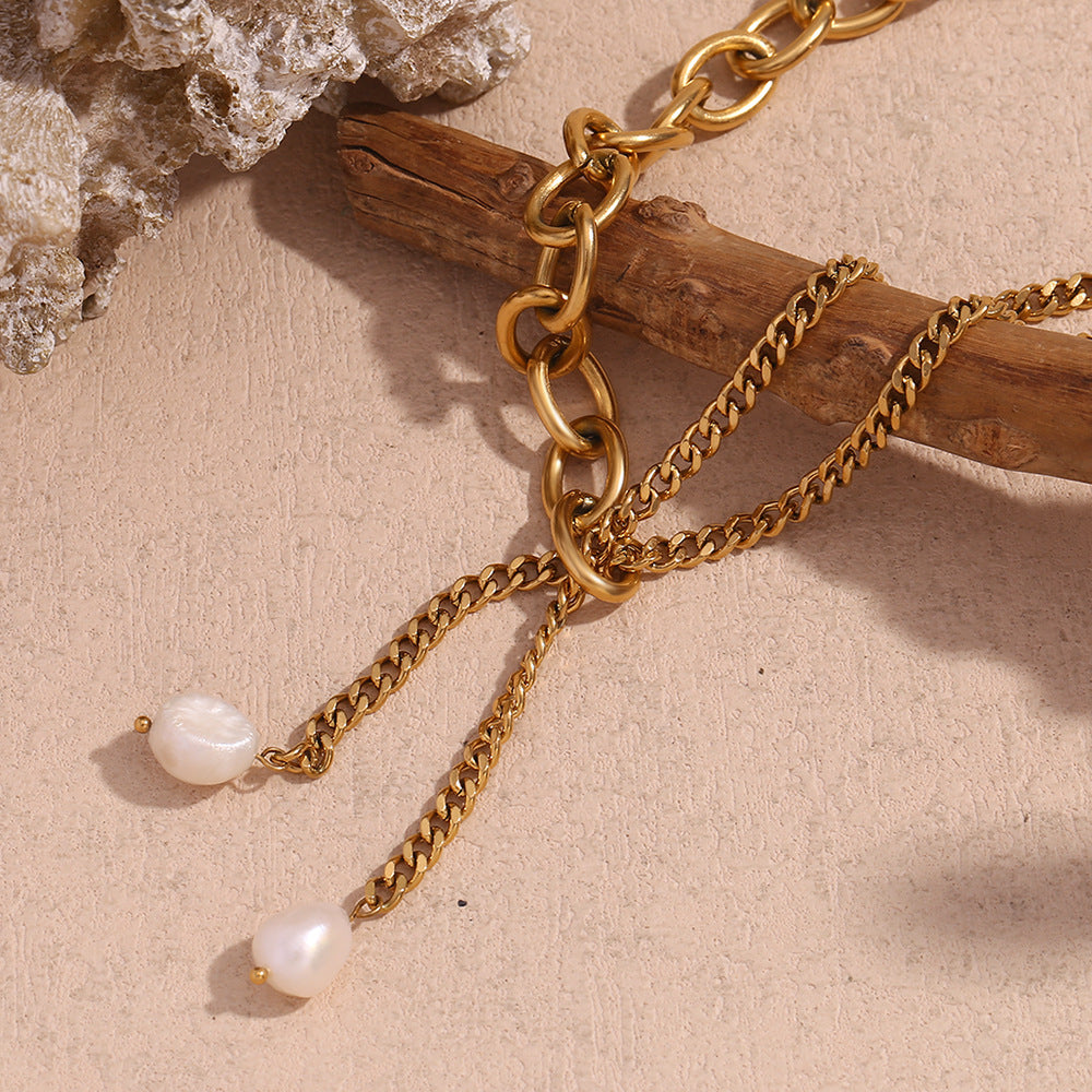 Collana a Y con doppia catena cubana in acciaio inossidabile placcato oro 18 carati con pendente in perla d'acqua dolce e design geometrico minimalista
