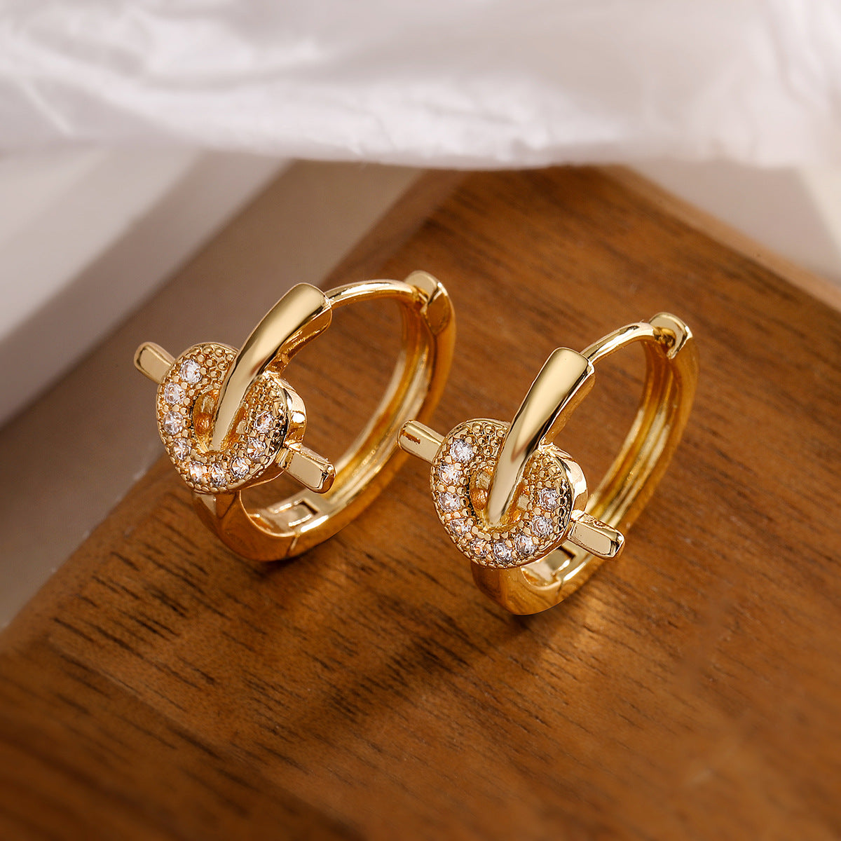 Vintage-Style Irregular Geometric Cross Hoop Earrings for Women Made of Brass with 18K Gold Plating and Zircon Inlay