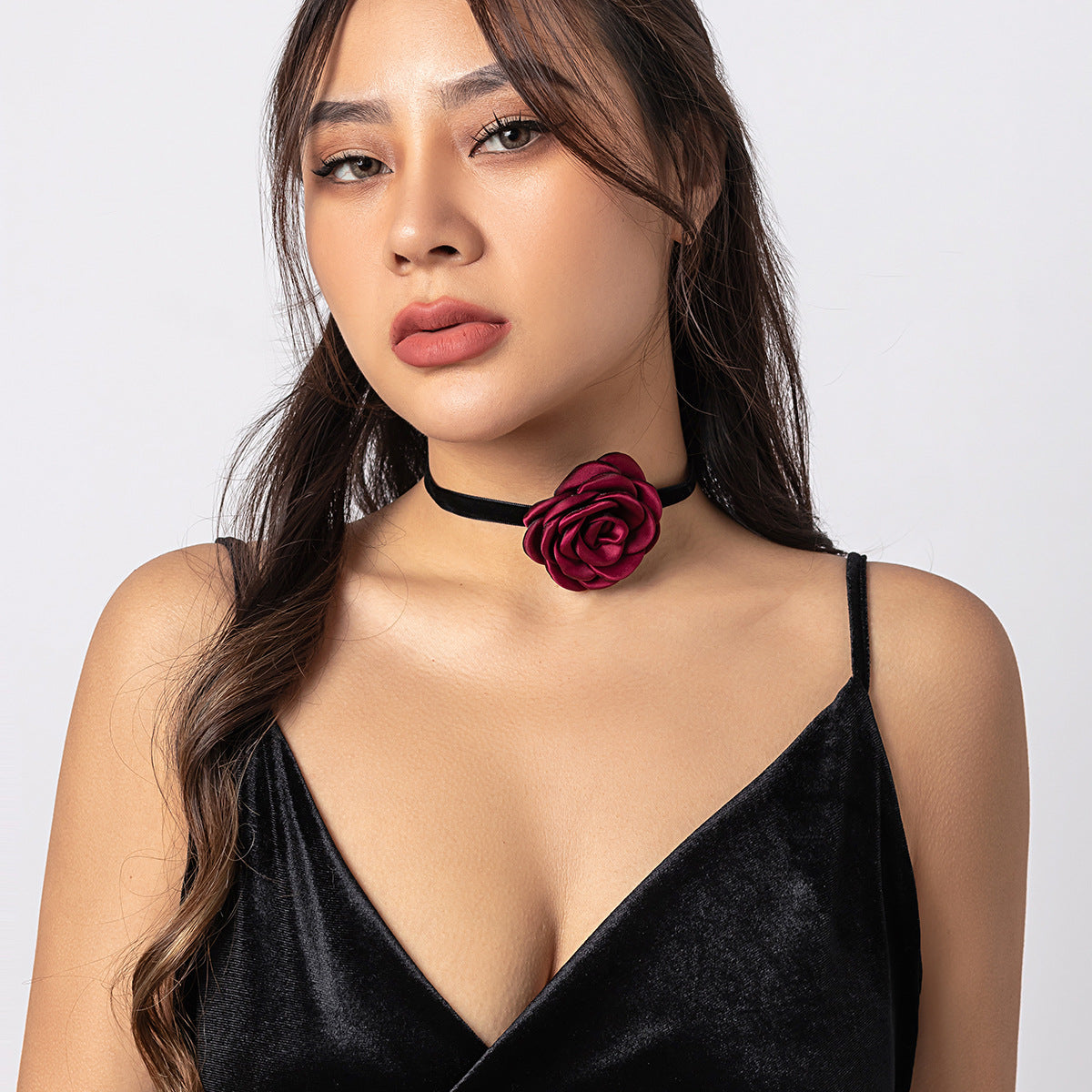 Vintage Elegant Floral Fabric Choker Necklace for Women