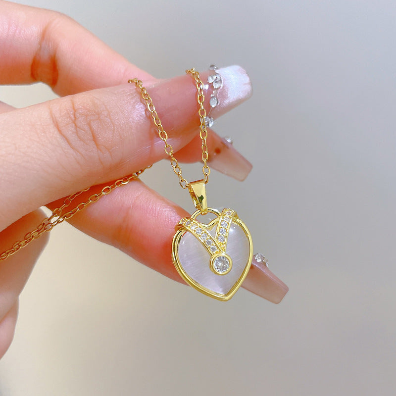 Sweet Luxury Heart Cat's Eye Rhinestone Pendant Titanium Steel Necklace for Unisex