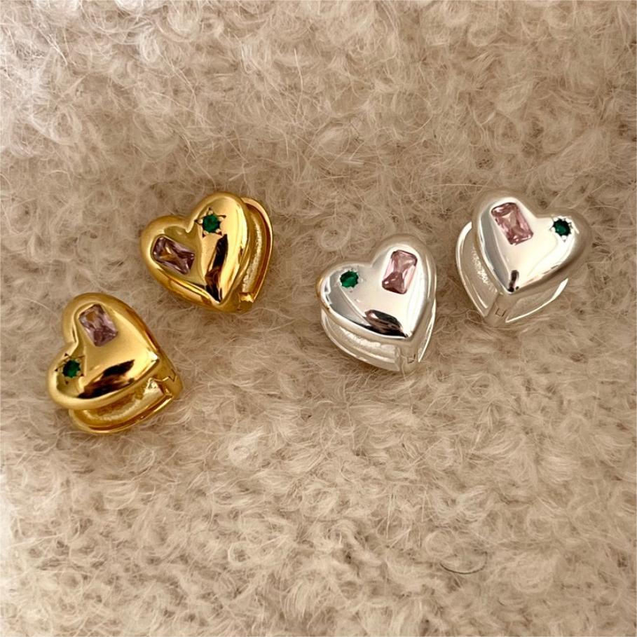 Pendientes minimalistas de tuerca de plata de ley 925 con forma de corazón e incrustaciones de circonita para mujer