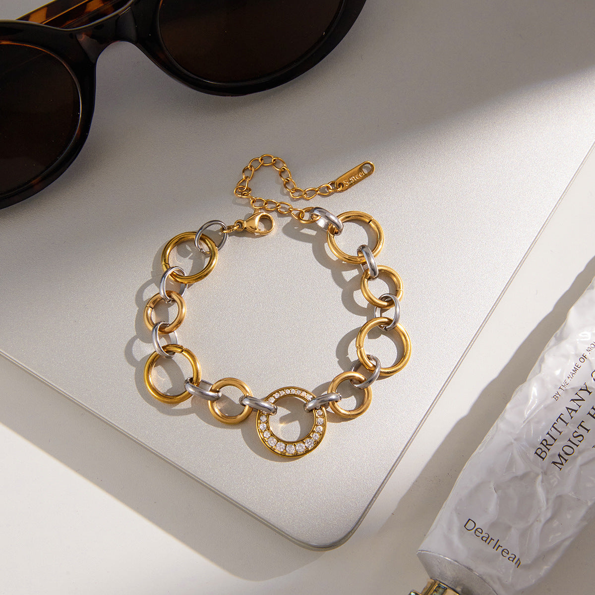 Pulsera chapada de acero inoxidable con diseño geométrico de moda para mujer, con atractivo de lujo minimalista