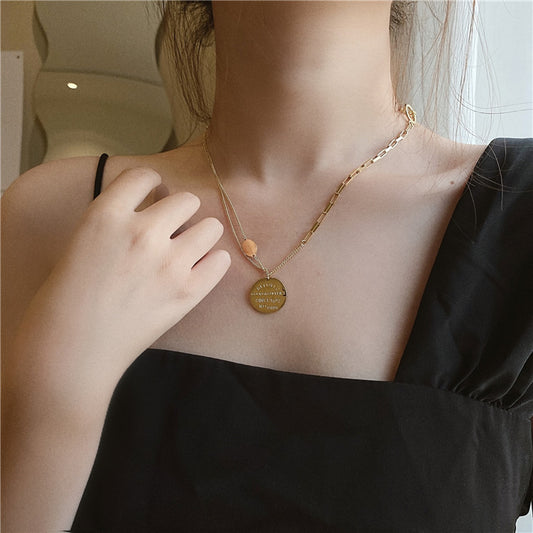 Collar Colgante Redondo Geométrico Minimalista para Mujer de Acero Titanio con Acabado Chapado