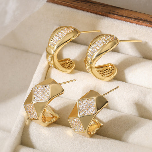 Pendientes Geométricos Minimalistas de Lujo para Mujer con Base de Cobre Bañado en Oro de 18K y Circonitas Microengastadas