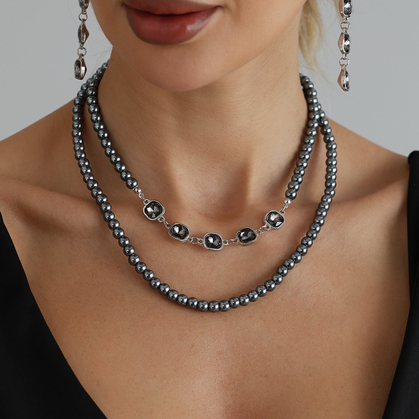 Streetwear Square Geometric Glass and Alloy Plated Layered Beaded Necklace for Women