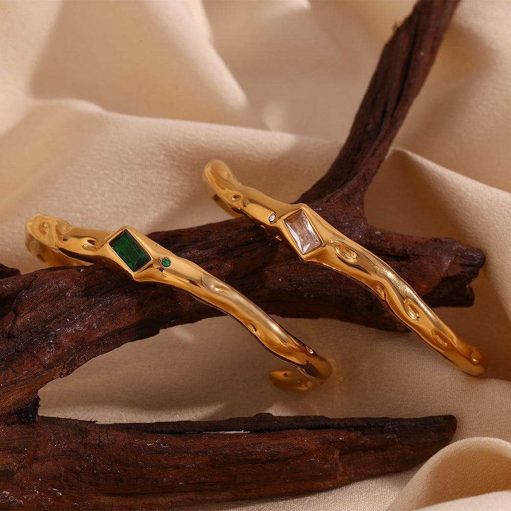 Minimalist Irregular Rectangular Stainless Steel Bracelet with 18K Gold Plating and Zircon Inlay