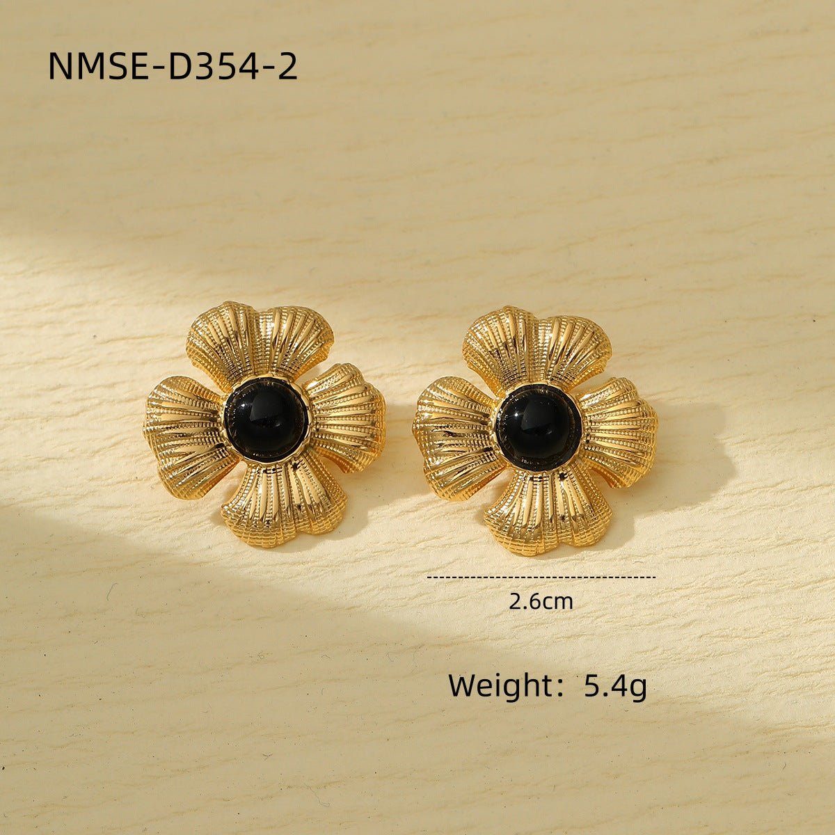 Fashionable OL Style Pearl and Flower-Shaped Titanium Steel Earrings for Women with 18K Gold Plating
