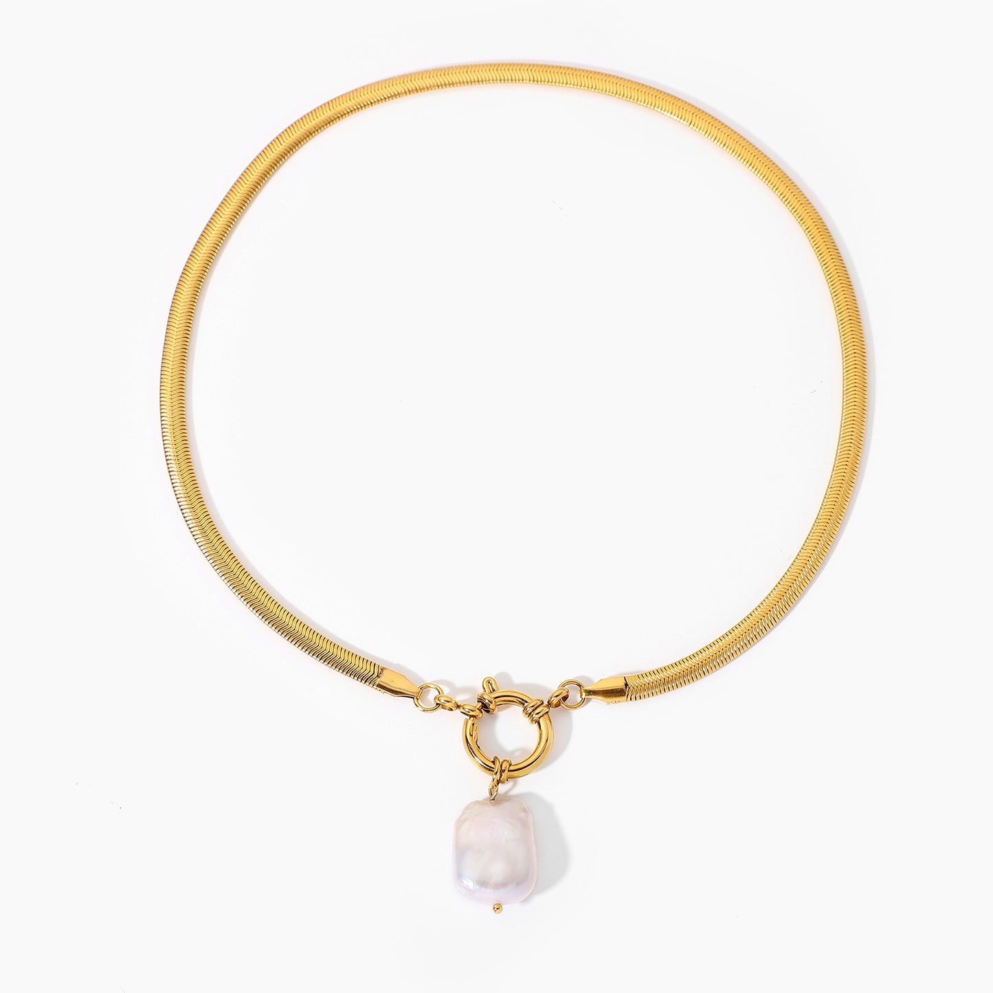 Collana pendente minimalista con perla d'acqua dolce a forma di cuore in acciaio inossidabile con placcatura in oro 18 carati e catena a serpente