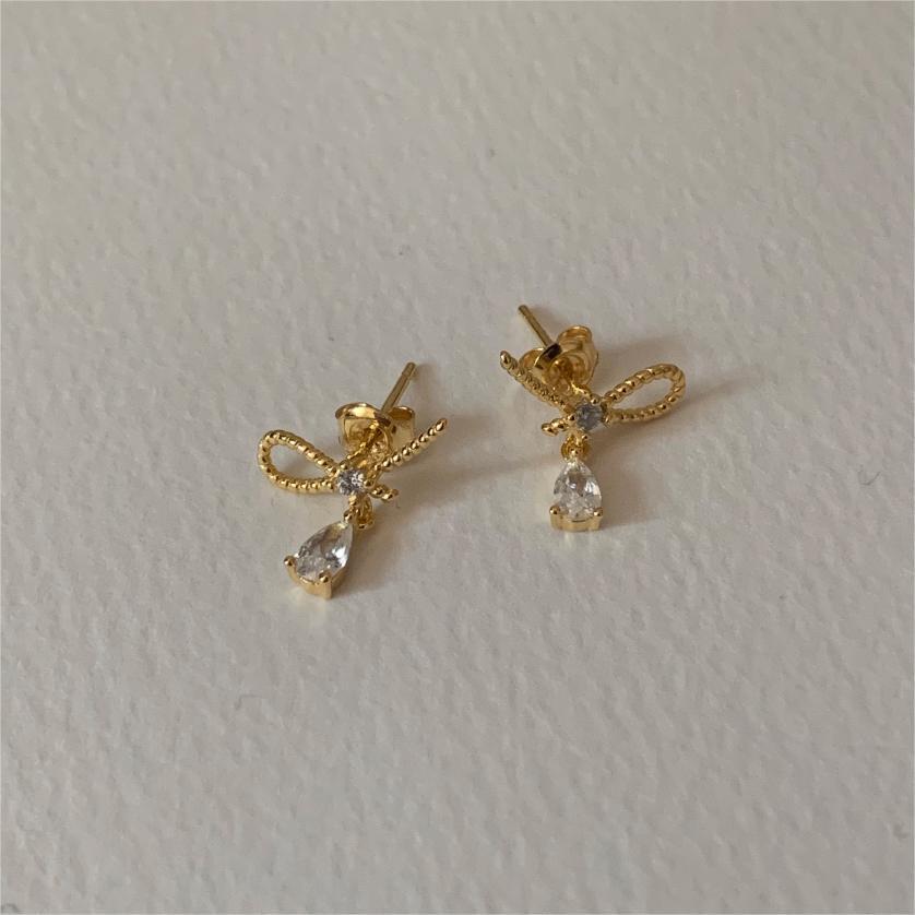 Minimalist Sweet 925 Sterling Silver Plated Geometric Letter Stud Earrings with Cubic Zirconia