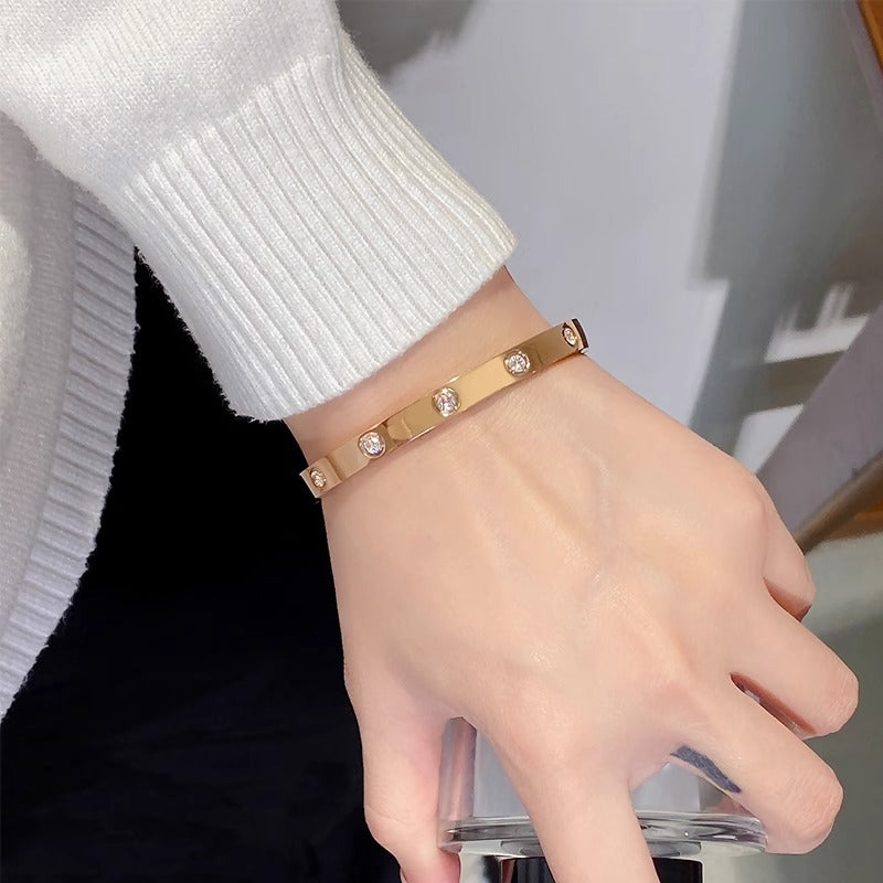 Rose Gold Plated Titanium Steel Zircon Geometric Waist-Shaped Bracelet for Women Luxury Minimalist Hand Jewelry