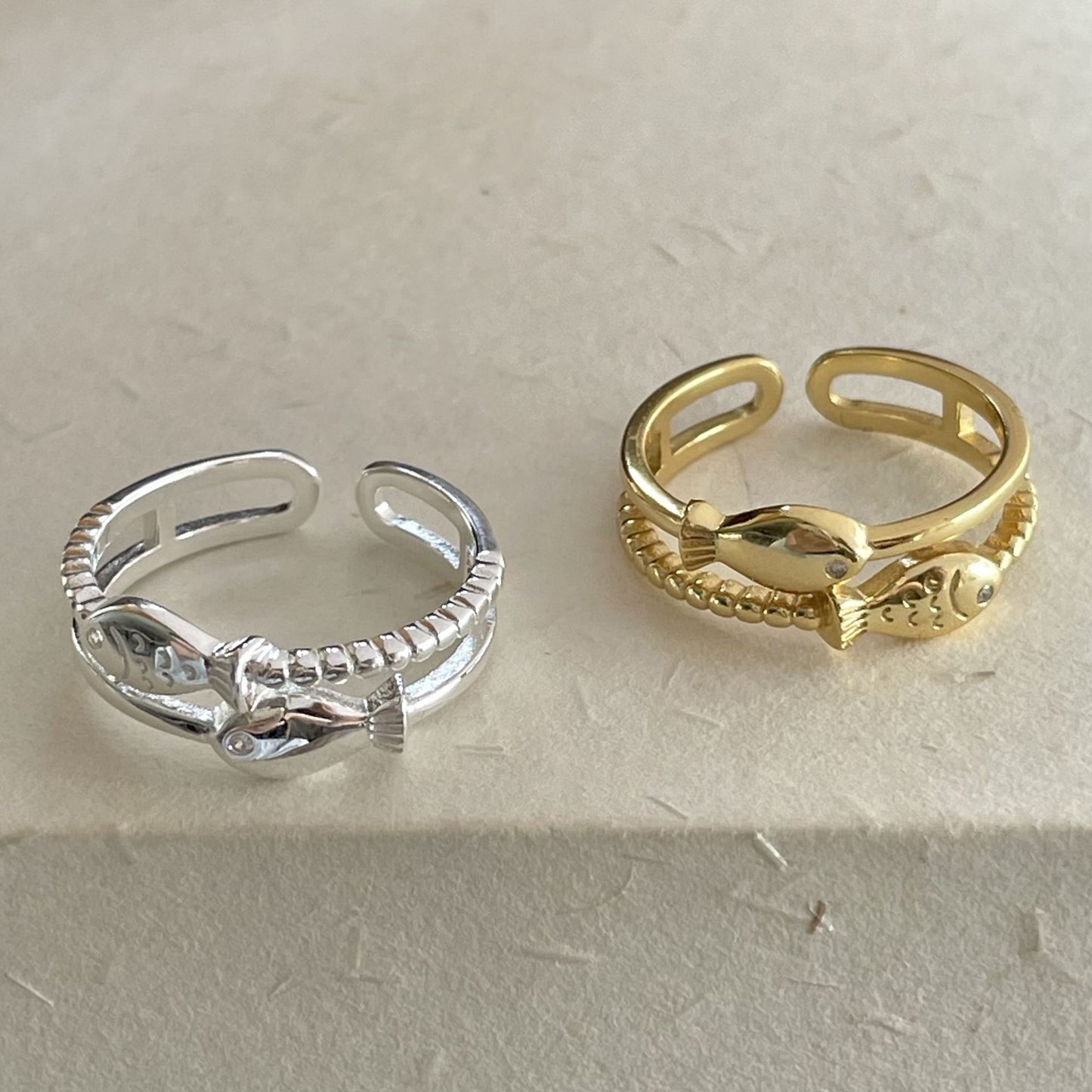Anello Aperto da Donna Minimalista in Argento Sterling 925 con Pesce Animale