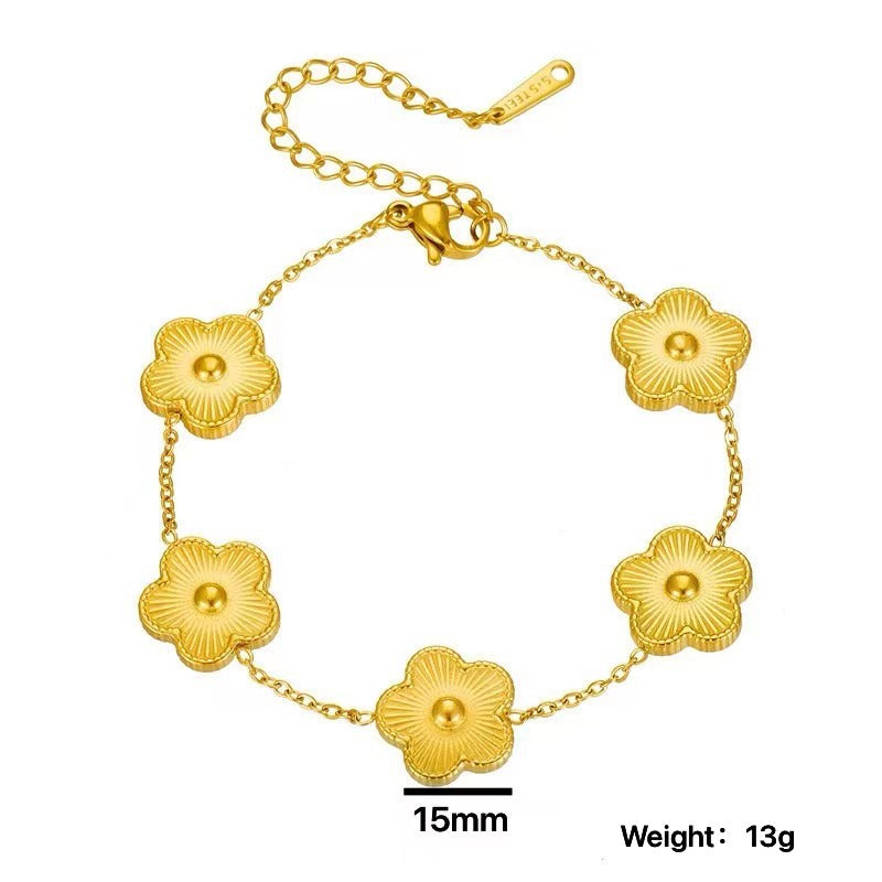 Minimalist Five-Petal Flower Necklace Set with Laser Four-Leaf Clover Pendant in Titanium Steel with Electroplating on O-Chain