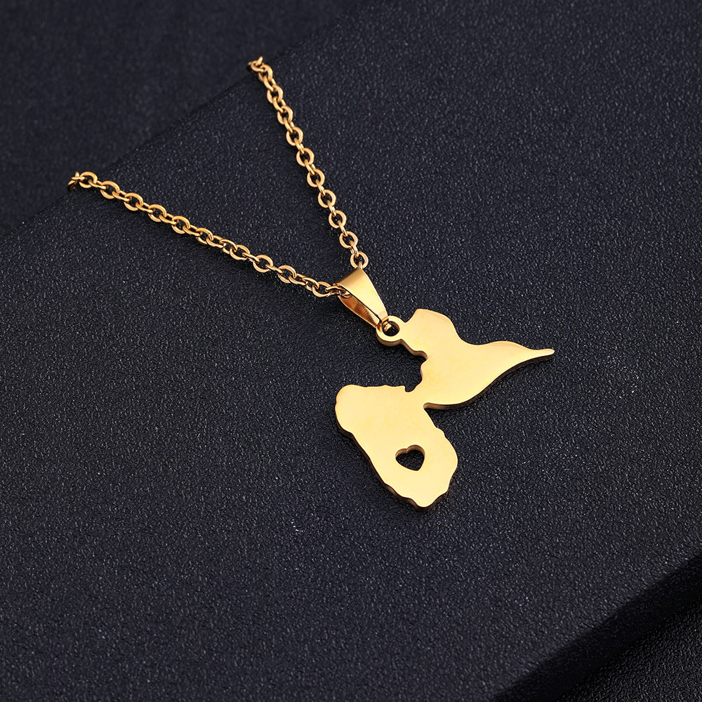 Collana con pendente a cuore geometrico etnico in acciaio inossidabile con ciondolo in acciaio al titanio e finitura galvanizzata, unisex