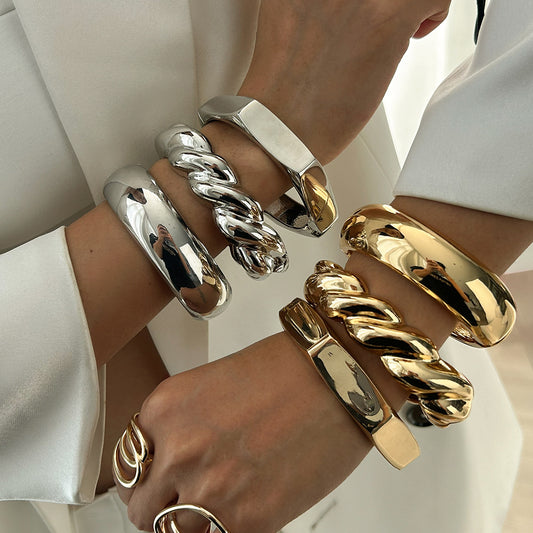 Bracciale da donna in lega placcata oro con finitura a specchio, esagonale geometrico, stile vintage