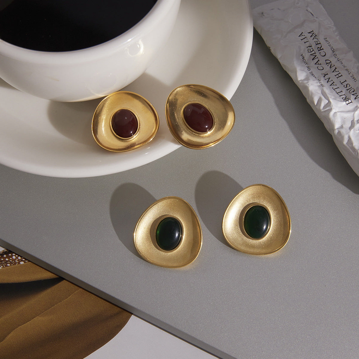 Luxury Elegant Geometric Hazelnut Resin Stainless Steel Stud Earrings PVD Plated