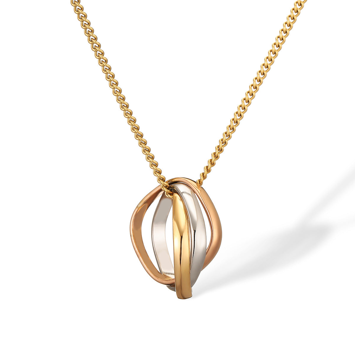 Collana con ciondolo a stella geometrica da donna in acciaio inossidabile placcato oro 18K, design minimalista e alla moda