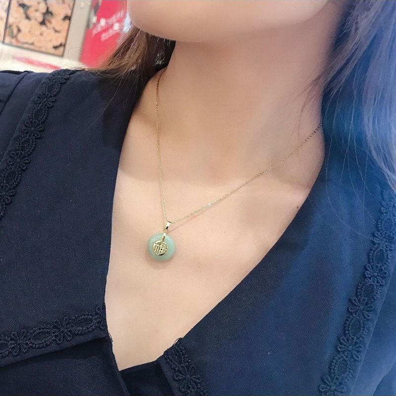 Collana pendente con carattere Fu, minimalista Feng Shui, in acciaio al titanio con intarsio in rame placcato oro su catena a O, da donna