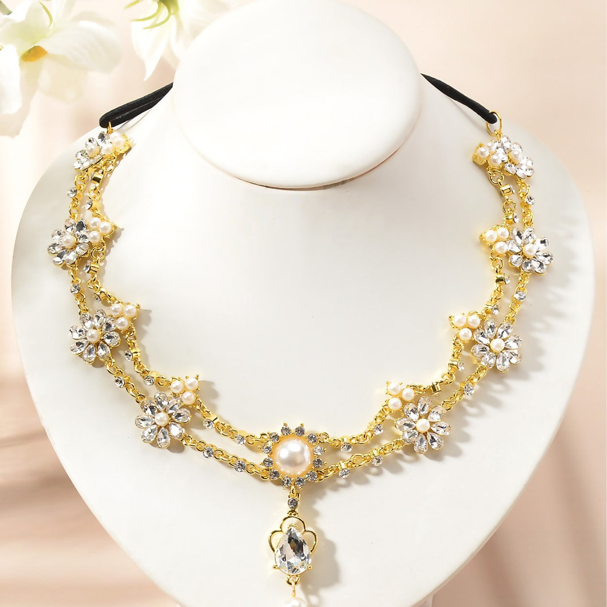 Luxury Elegant Floral Plated Pearl Rhinestone Necklace for Women Wedding Party