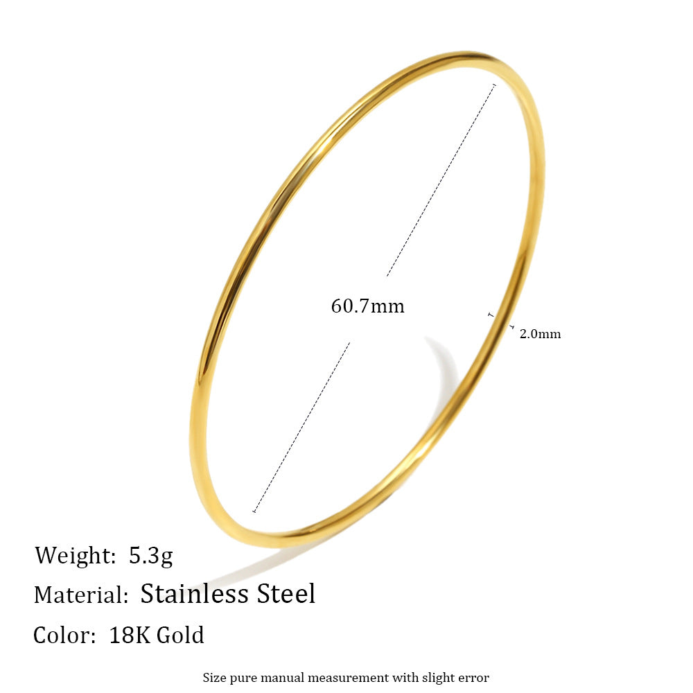 Pulsera de acero inoxidable con corazón hueco de estilo francés minimalista, chapado en oro de 18 quilates y líneas de acento de circonita