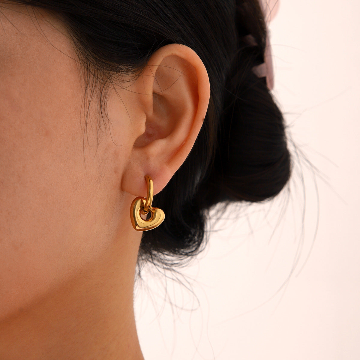 Elegant French-Style Heart-Shaped Stainless Steel Earrings with 18K Gold Plating for Women, Hypoallergenic and Fade-Resistant