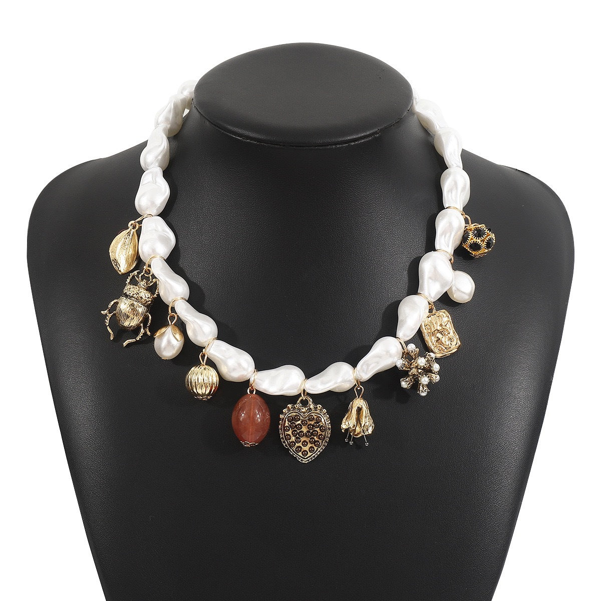 Fashion Baroque Heart Insect Geometric Alloy Plated Necklace with Imitation Pearl Beads for Women