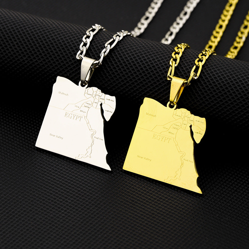 Collana con pendente etnico geometrico in acciaio inossidabile con ciondolo in acciaio al titanio e finitura placcata su catena a maglie ovali