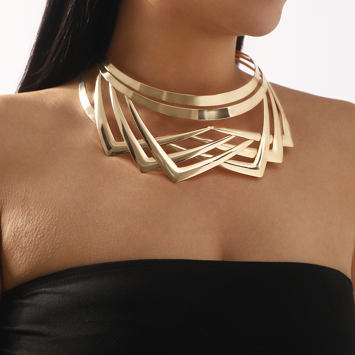 Gargantilla Metálica Irregular Geométrica para Mujer con Diseño Multicapa y Estilo Audaz y Llamativo